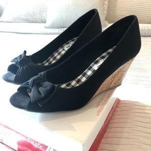 AEO Jenerr Peep toe wedge heels with bow
